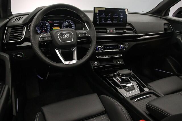 Audi Q5 55 TFSI e S edition Competition | Pano | B&O | Trekhaak | Matrix | ACC | 360 Camera | Optiek Zwart | Tour | City | Parking |