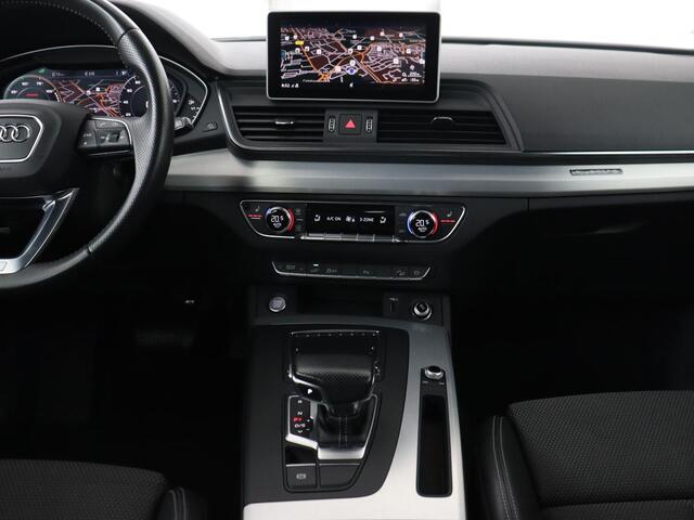 Audi Q5 50 TFSIe quattro S edition | B&O 3D Sound | Stoelverwarming | Carplay | Virtual Cockpit | Sportstoelen | Navigatie Plus | Full LED | Half leder | Parkeerhulp | Keyless | 20'' lichtmetalen velgen | S Line