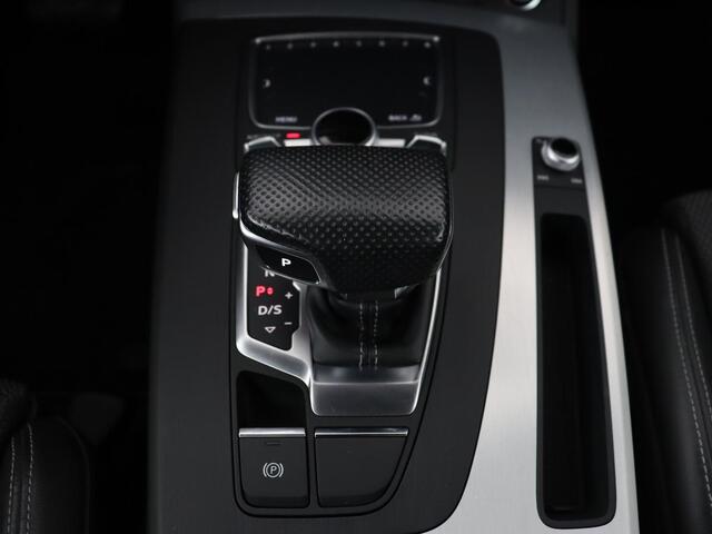 Audi Q5 50 TFSIe quattro S edition | B&O 3D Sound | Stoelverwarming | Carplay | Virtual Cockpit | Sportstoelen | Navigatie Plus | Full LED | Half leder | Parkeerhulp | Keyless | 20'' lichtmetalen velgen | S Line