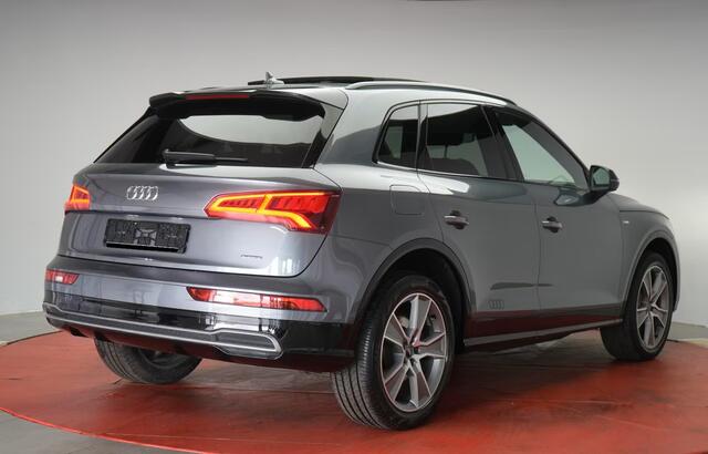 Audi Q5 45 TDI quattro S Line 231 PK Black Pack Panoramadak Keyless-Go 20 Inch Sportstoelen Massage Memory LED