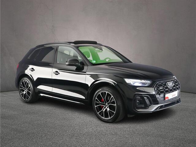 Audi Q5 50 TFSI e S edition | Pano | Luchtvering | B&O | Matrix | 360 Camera | Cruise | Optiek zwart | Ambient lighting |