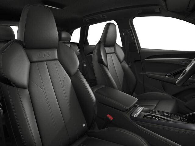 Audi Q5 e-hybrid quattro S edition Competition 367 PK · 20" LM Velgen · Techniekpakket plus · Trekhaak elek. wegklapbaar
