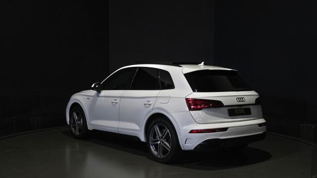 Audi Q5 50 TFSI e S edition | Hud | Trekhaak | Panorama | Carplay