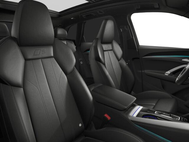 Audi Q5 2.0 TFSI e-hybrid quattro S edition 299 PK · 20" LM Velgen · Tech pro · Adaptieve luchtvering · Elek. wegklapbare trekhaak