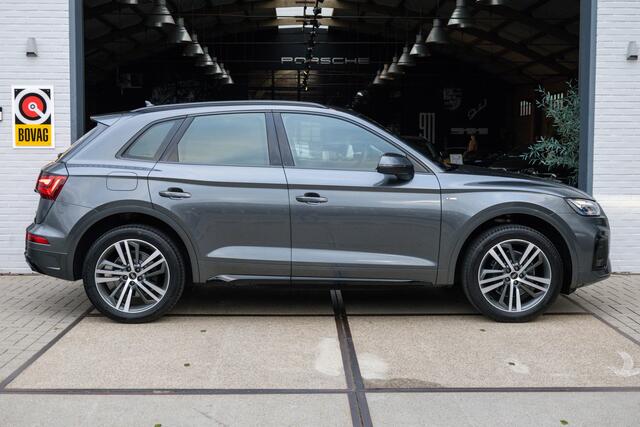 Audi Q5 50 TFSI e S edition Competition quattro *ACC | Elek. Trekhaak | Matrix LED | Virtual Cockpit | Keyless | Navi | Clima | Stoelverwarming*