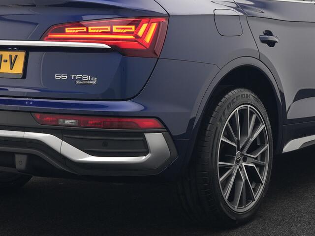Audi Q5 55 TFSI e Quattro S-Line Plug in Hybrid PHEV | Trekhaak af Fabriek | Alcantara Sportstoelen Verwarmd | Adaptive Cruise | Apple Carplay | Virtual | Navigatie | Camera | DAB |