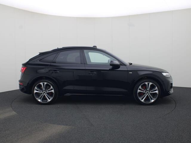 Audi Q5 Sportback 55 TFSIe 270kW/367PK S edition Competition · Panoramadak · Trekhaak · Bang & Olufsen · Luchtvering · Garantie tot mei 2030 of 100000km.