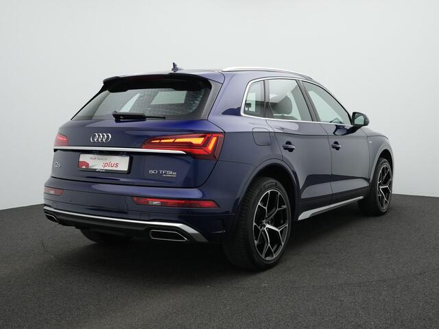 Audi Q5 50 TFSI e 299 pk S-tronic S-Line | Trekhaak | Matrix LED | Achteruitrijcamera | Stoelverwarming | Adaptive Cruise