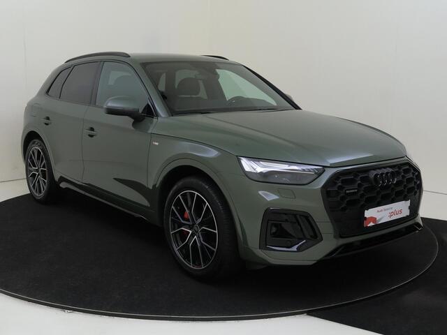 Audi Q5 50 TFSI e S edition Competition | Luchtvering | Trekhaak | LED matrix verlichting | Stoelverwarming voor en achter | Virtual cockpit Plus | Adaptieve cruise control | CarPlay |