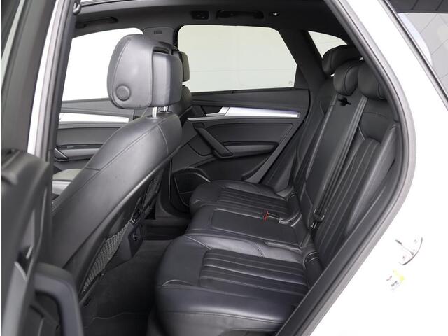 Audi Q5 2.0 TFSI quattro Sport S Line Black Edition | Pano-dak | Elektrische Trekhaak | Bang & Olufsen |