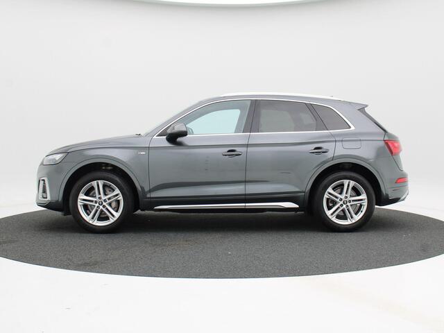 Audi Q5 50 TFSi e 300 Pk Automaat S-Line | Full LED | Adaptive Cruise | Trekhaak | LED | CarPlay | 19 Inch | Stoelverwarming