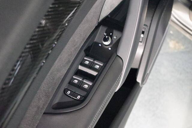 Audi Q5 Sportback 55 TFSI e 367 PK S-Line edition Competition PHEV, Luchtvering, Panoramadak, RS-Leder, Massage