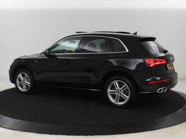 Audi Q5 55 TFSIe quattro S Line | Panoramadak | Adaptive cruise | 360 Camera | Virtual Cockpit | Half leder | Carplay | Full LED | Sportstoelen | Navigatie | PHEV | Plug In