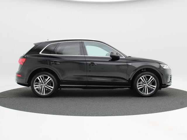 Audi Q5 55 TFSi e 367 Pk quattro S-Line | LED | Elektrische Achterklep | Privacy Glass | Stoel Verwarming | Cruise Control | 20 Inch