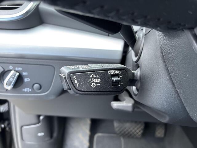 Audi Q5 55 TFSIe 367pk S-tronic Quattro Competition · Panoramadak · S-line · Elek. Trekhaak · Luchtvering · Apple/Android Car Play · Camera · 19'' Inch ·