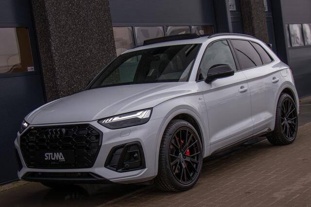 Audi Q5 50 TFSI e S edition | Competition | S-Line | Pano | Matrix LED | Luchtvering | 21 Inch Performance | Black Pack | Camera | Carplay | ACC | Dodehoek | HillHold | Sfeer | Leder | Lane Assist | Dealer Onderhouden | 1 Eigenaar | BTW | Garantie