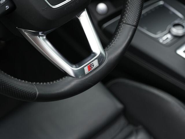 Audi Q5 2.0 TFSI 252 pk S-tronic quattro S-Line | Panoramadak | Trekhaak | Luchtvering | Leder | Matrix LED | Elektr. verstelbare voorstoelen