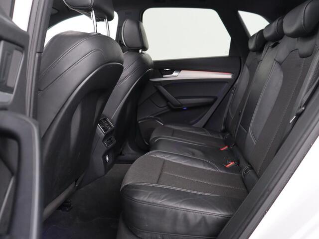 Audi Q5 2.0 TFSI S line | Panoramadak | Stoelverwarming | Virtual Cockpit | Camera | Carplay | Keyless | Side Assist | Full LED | Navigatie | Half leder | Sportstoelen | Parkeerhulp | Cruise control