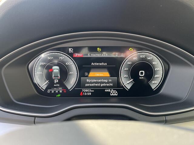 Audi Q5 50 TFSI e S edition Plug inn hybride. S- line uitvoering. Binnen en buiten. navi, pdc, sportstoelen etc.