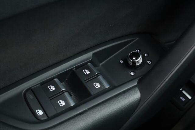 Audi Q5 50 TFSI e Advanced edition | Digi. Cockpit | Afn. Trekhaak | Apple CarPlay | Massage | Stoelverw. | Camera | 19'' 35500