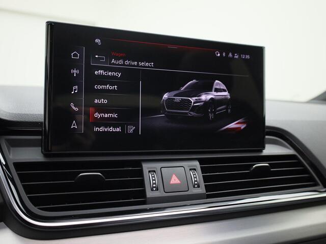 Audi Q5 50TFSIe 220kW/299PK S Line · Panoramadak · Camera + Parkeersensoren · Apple/Android Car Play