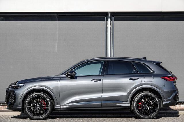 Audi Q5 e-hybrid 367Pk | Plug In Hybride | Quattro | S-Line | MMI Bijrijdersdisplay | Tech Plus | 360° Camera | Trekhaak | 21'' | Tambora Grey