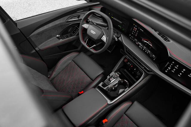 Audi Q5 Sportback 2.0 e-hybrid ABT Aero 425pk quattro S edition Competition | Panoramadak | Tech Pro | MMI Experience pro | Luchtvering | B&O | Head up | ABT 22" Evo Glossy Black | ABT Power upgrade