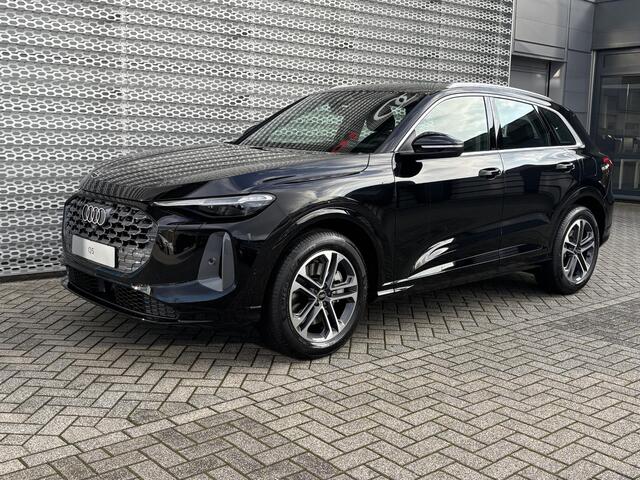 Audi Q5 Advanced edition e-Hybrid 220 kW / 299 PK | Passagiersdisplay | Head-up display | Bang & Olufsen Audio | Luchtvering
