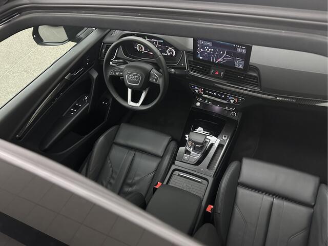 Audi Q5 Sportback 50 e S-Line | Luchtvering | Panorama | Carbon | Head-Up | Trekhaak | Keyless-Entry | Leder | Matrix-LED | Black-Optic | Standkachel | Virtual-Cockpit | Carplay | Getint Glas | Stoelverwarming | Zwarte Hemel | Draadloos Laden |