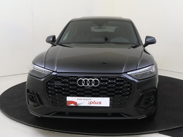 Audi Q5 55 TFSI e S edition Sportback | Panoramadak | Achteruitrijcamera | Luchtvering | Navigatie Plus | Virtual cockpit Plus | LED matrix verlichting | Keyless | 3-zone airco |