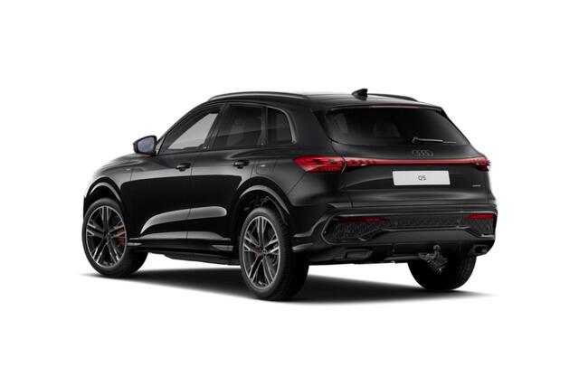 Audi Q5 S edition Competition e-hybrid 270 kW / 367 PK SUV