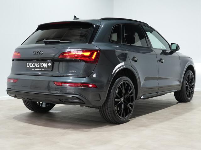 Audi Q5 50 TFSIe 300pk S-line Quattro | Matrix-LED | Leder | Camera | 20" | Carplay