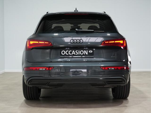 Audi Q5 50 TFSIe 300pk S-line Quattro | Matrix-LED | Leder | Camera | 20" | Carplay