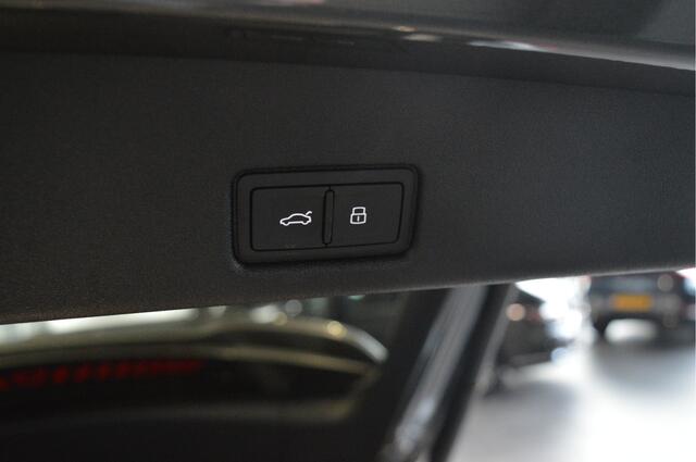 Audi Q5 Sportback 2.0 TFSI e-hybrid quattro S edition leer pano trekhaak 21 inch !!