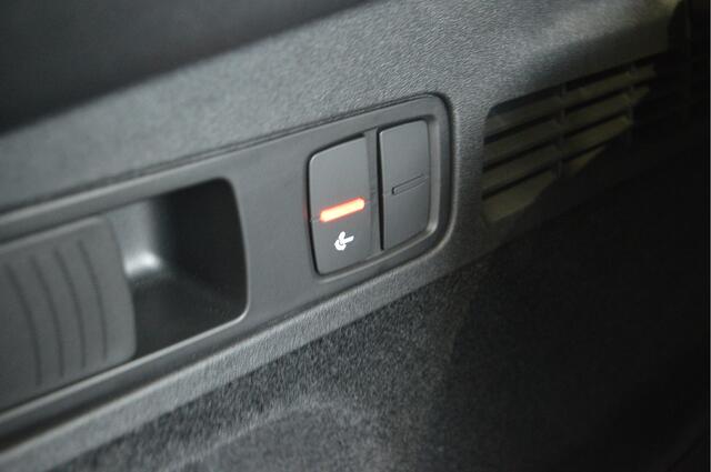 Audi Q5 Sportback 2.0 TFSI e-hybrid quattro S edition leer pano trekhaak 21 inch !!