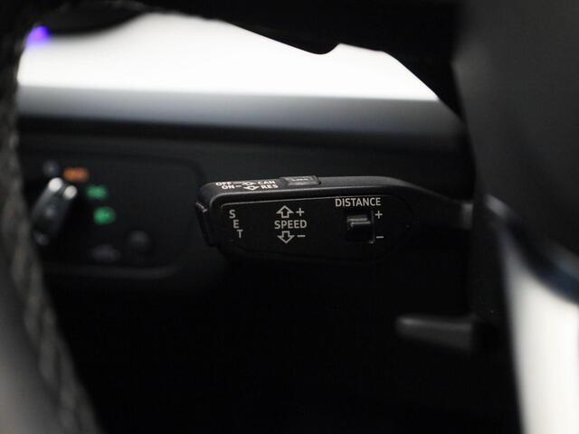 Audi Q5 50 TFSIe 299pk Advanced edition · Panoramadak · Leder · Trekhaak · Stoelverwarming · Apple/Android Car Play ·