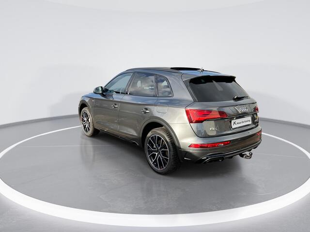 Audi Q5 50 TFSIe 220kW/299PK S Line · Panoramadak · Trekhaak · Camera · Adaptive Cruise Control · Apple/Android Car Play · Leder/Alcantara · Garantie t/m 07-06-2026