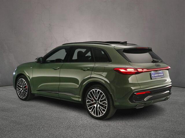 Audi Q5 2.0 TFSI e-hybrid quattro S edition Competition | Trekhaak | Luchtvering | Panoramadak | Adaptive cruise control | Bang & Olufsen audio