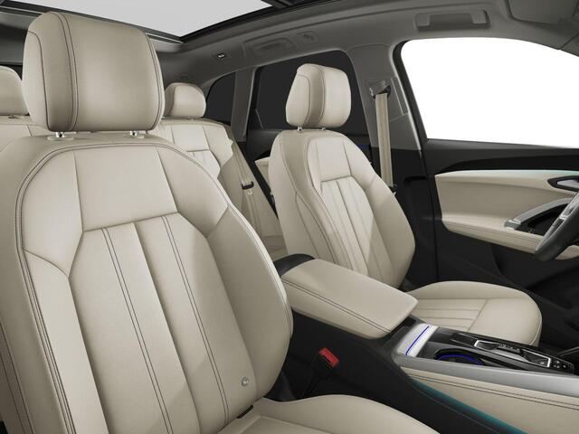 Audi Q5 2.0 TFSI e-hybrid quattro S edition 299pk | Panoramadak | Elektrisch verstelbare voorstoelen | 19 inch Lichtmetalen velgen | Matrix Led verlichting | Adaptieve cruise controle