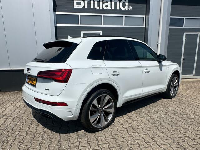 Audi Q5 55 TFSI e Competition Quattro S-Line 2025 *BTW *BenO *Pano *Adaptive *21inch *trekhaak