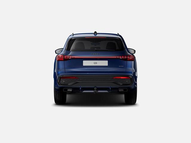 Audi Q5 e-hybrid quattro S edition Competition 367 PK · Trekhaak elek. wegklapbaar · Winterpakket · 20" LM Velgen