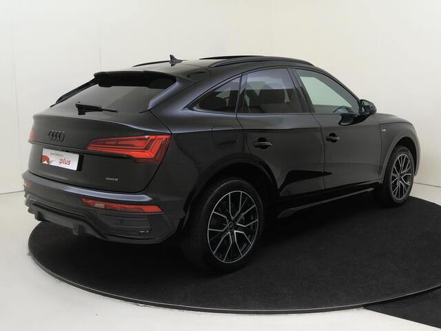 Audi Q5 Sportback 55 TFSI e S edition Competition | SoH 91% | Panoramadak | Trekhaak | LED matrix verlichting | Achteruitrijcamera | Stoelverwarming | Navigatie Plus | 3-zone airco |