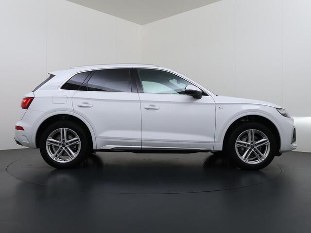 Audi Q5 50 TFSI e Pro Line S LINE IN- EN EXTERIEUR| 8.000KM!| MATRIX LED| CAMERA| ELEKTRISCHE ACHTERKLEP| BTW| LANE-ASSIST|