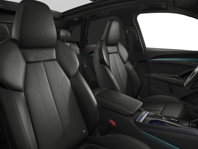 Audi Q5 S edition (B10) e-hybrid 220 kW / 299 PK SUV 7 ve | Direct Leverbaar | Panoramadak | Lederen Bekleding | Matrix | Trekhaak |