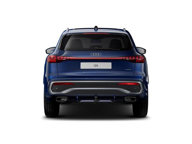 Audi Q5 S edition (B10) e-hybrid 220 kW / 299 PK SUV 7 ve | Direct Leverbaar | Panoramadak | Lederen Bekleding | Matrix | Trekhaak |