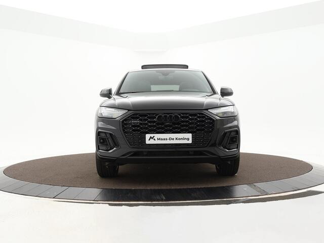 Audi Q5 Sportback 50 TFSIe 299pk S-tronic S edition · Panoramadak · Camera · Wegklapbare Trekhaak · Elek. Achterklep · Sfeerverlichting · 20'' Inch ·