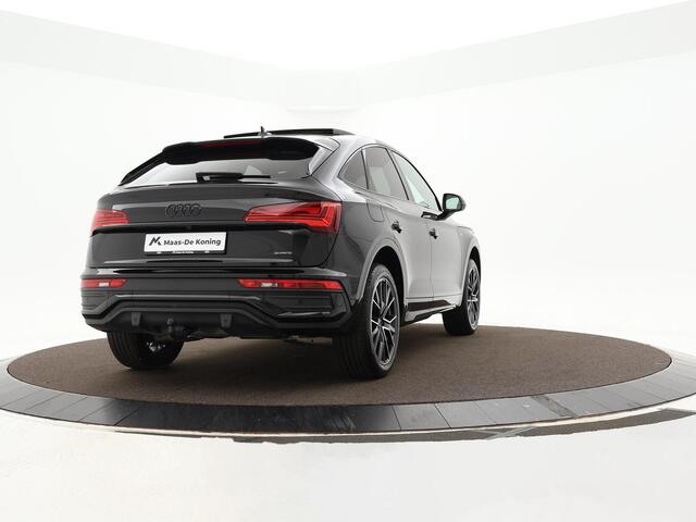Audi Q5 Sportback 50 TFSIe 299pk S-tronic S edition · Panoramadak · Camera · Wegklapbare Trekhaak · Elek. Achterklep · Sfeerverlichting · 20'' Inch ·