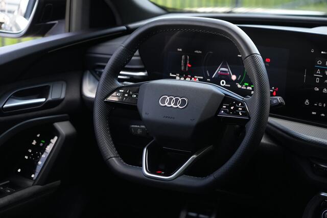 Audi Q5 Sportback 2.0 TFSI e-hybrid quattro S edition 299pk Panoramadak/Stoelverwarming/360camera