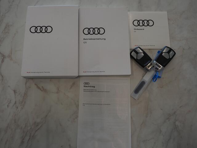Audi Q5 50 TFSI e quattro S-Line | Panoramadak | Leder/Alcantara | Trekhaak | B&O Audio | Keyless | 360 | HUD