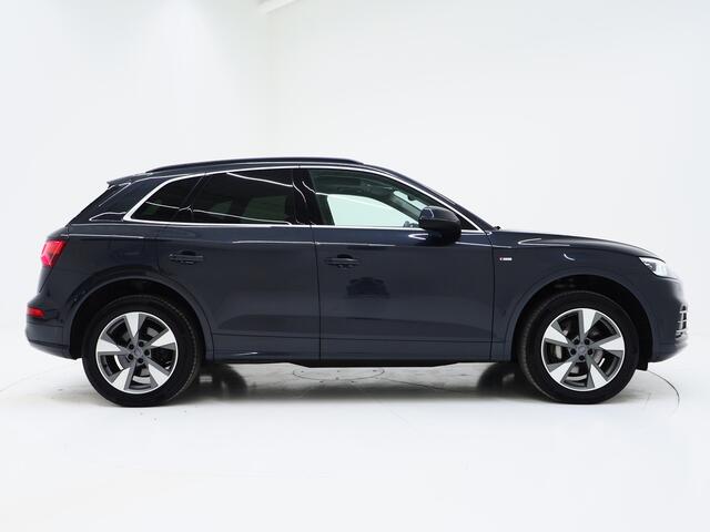 Audi Q5 50 TFSI e quattro S-Line | Panoramadak | Leder/Alcantara | Trekhaak | B&O Audio | Keyless | 360 | HUD
